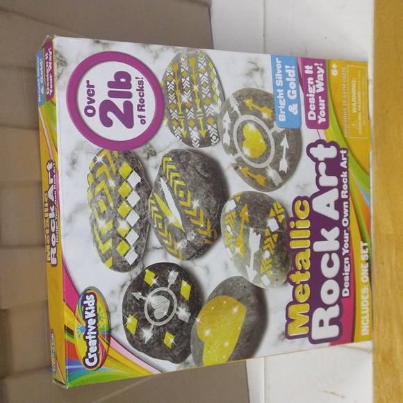 Metallic Rock Art From Creative Kids 2LBS - Picture 2 of 9